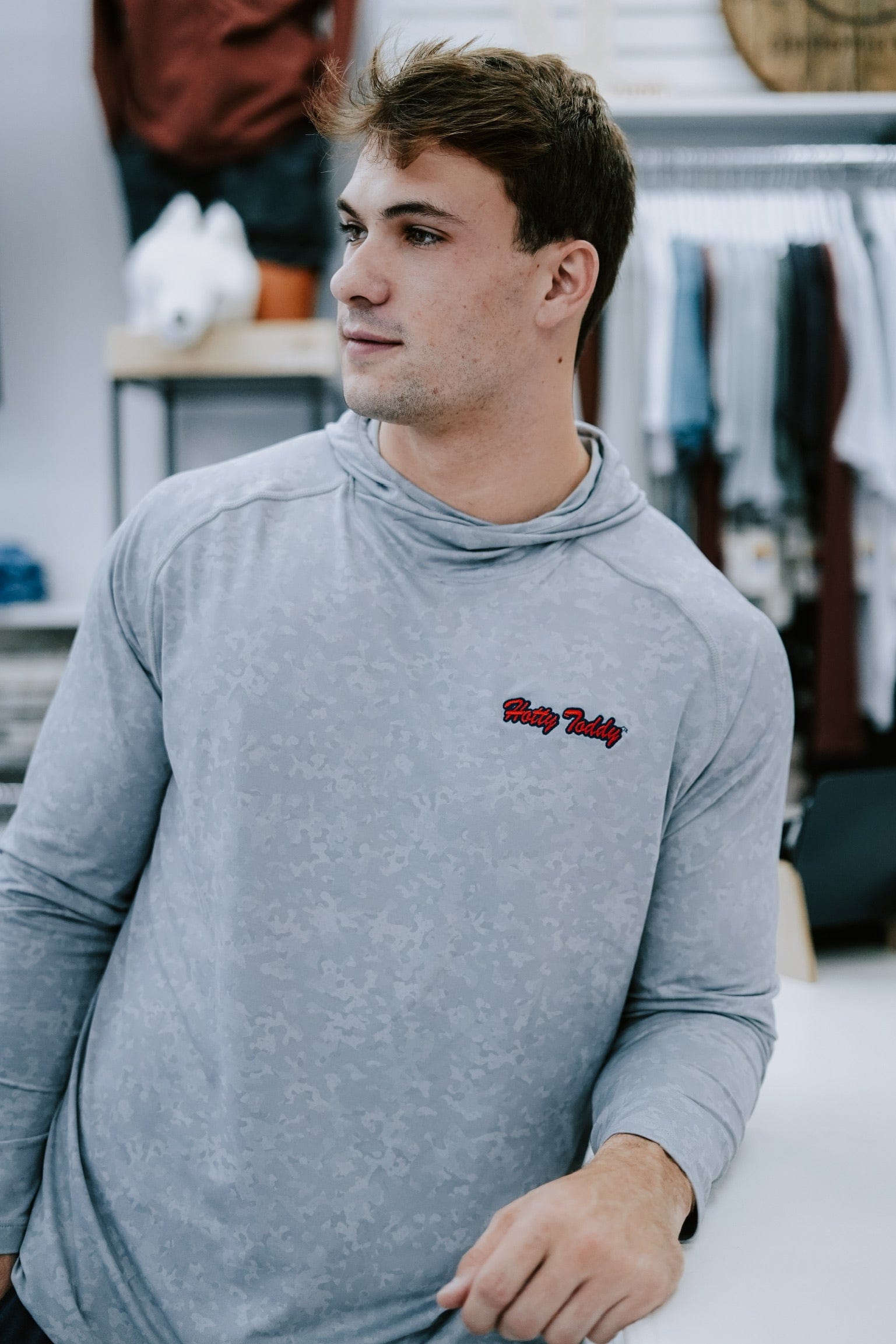 PETER MILLAR GAMEDAY - HOODIES HOTTY TODDY AURORA CAMO T-SHIRT HOODIE
